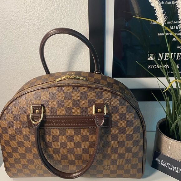 Louis Vuitton Damier Ebene Nolita COA - Picture 3 of 16